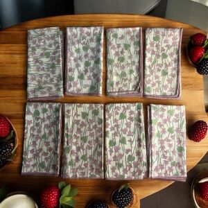 Vintage USA Set of 8 Cloth Table Napkins- Pink Mauve Floral Green Leaves Design